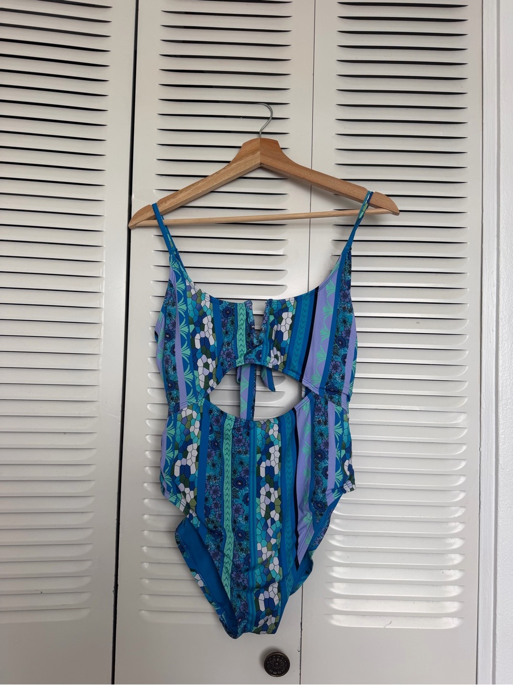 Lucky Brand Blue & Teal Patterned One-Piece Swimsuit with Cutout